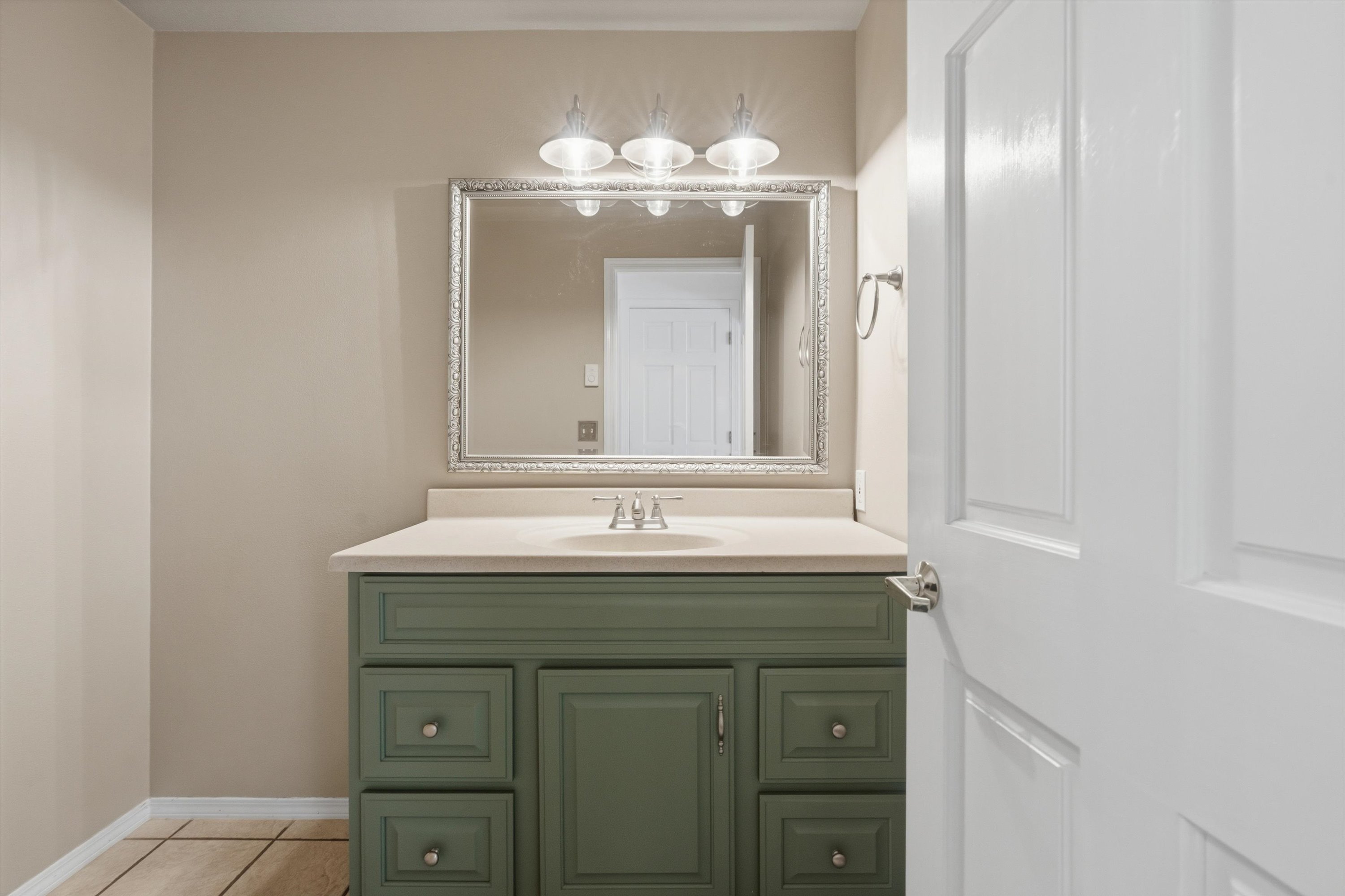 Main-Floor Guest Bath